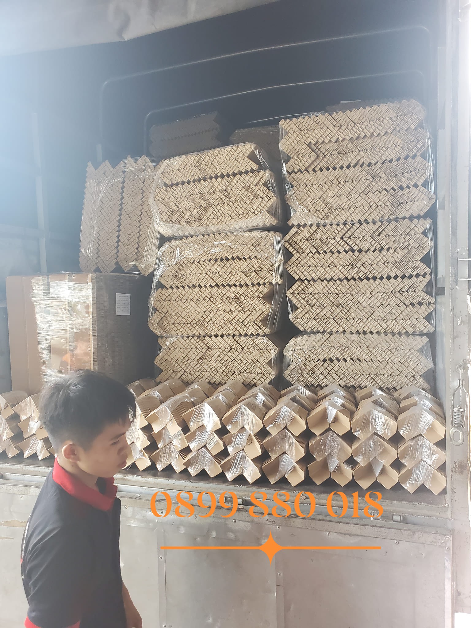 Thanh nẹp góc giấy chữ v